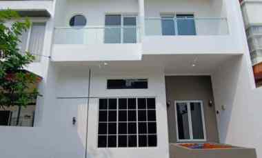 Rumah Baru Siap Huni dekat Pesanggrahan