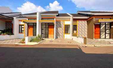 Rumah Baru Siap Huni di Bambu Apus