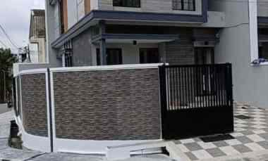 Rumah Baruk Utara 2unit Jejer Ready One Gate Sistem