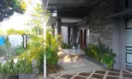 Rumah Besar dan Mewah Siap Huni