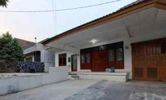 Rumah Besar Halaman Luas di Perumahan Bukit Novo Depok