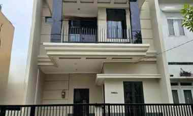 Rumah Dijual di Kiwi Residence Graha Raya Bintaro Jaya