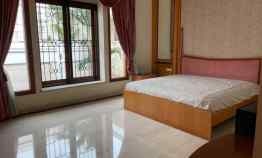 Cepat Rumah Lux Hook di Bukit Gading Villa Harga Ok