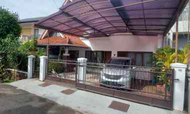 Rumah Dijual di Bumi Sariwangi