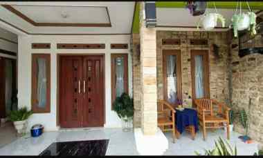Rumah Cantik Daerah Ngamprah Bandung