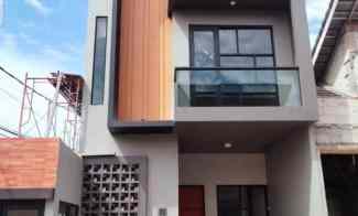Rumah Cantik di Reni Jaya di Atas Villa Pamulang