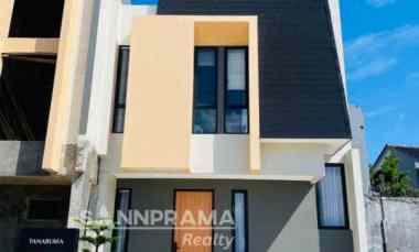 Rumah Dijual di Tengah