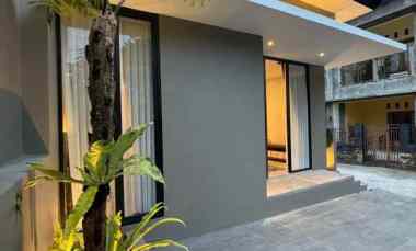 Rumah Cantik, Full Furnished Utara Pasar Godean