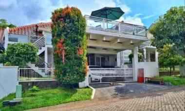 Rumah Cantik Super Strategis Siap Huni di Tidar Malang