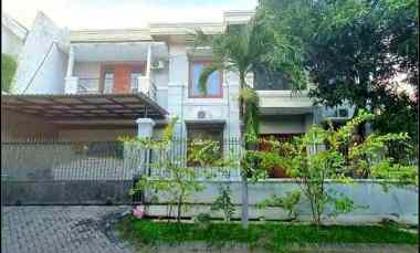 Rumah Central Park Mulyosari Hook