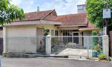 Rumah Dijual di Jalan Sentral