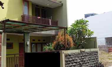 Rumah Dijual di Cijerokaso