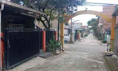 Rumah Cipageran Posisi Hook SHM dekat SMPN 5 Cimahi