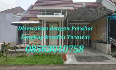 Rumah Disewakan Perabot dekat Ottimmo,UC, MDC, Taipei School