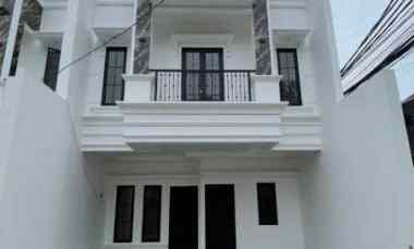 Rumah Cluster 2,5 Lantai Kebagusan Jakarta Selatan