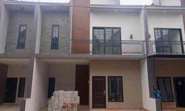 Rumah Cluster 3 KT dekat Tol Cisalak Depok