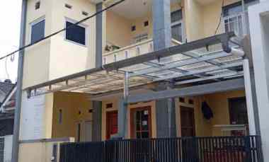 Rumah Cluster Cibabat Cimahi Open Space 3 Lantai Murah