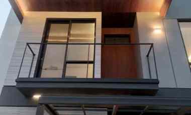 Rumah Cluster Premium 2, 5 Lantai di Pancoran Mas Depok
