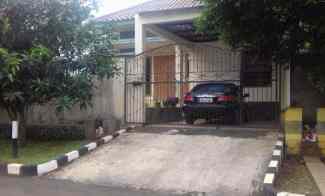 Rumah dalam Komplek Elit Billymoon dekat Tol Becakayu