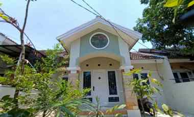 Rumah dalam Komplek Paradise Serpong City Tangsel