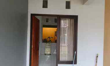 Rumah dalam Perumahan Sawangan Permai Depok