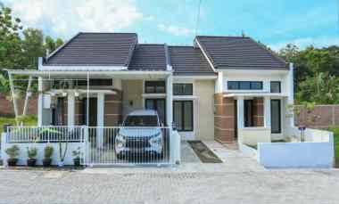 Rumah dekat Jalan Raya Termurah di Bantul