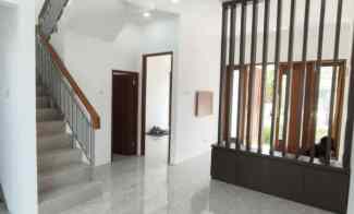 Rumah dekat Mcd Cipayung dan Kavling DKI Jakarta Timur