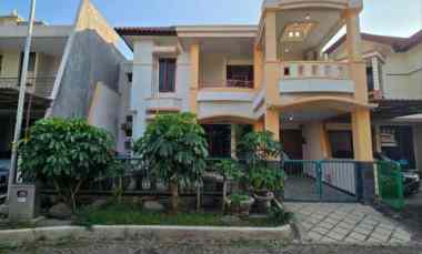 Rumah Dharmahusada Regency Strategis Carport, Garasi