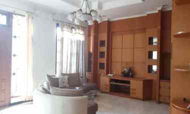 Rumah DHARMAHUSADA, STRATEGIS, Furnish