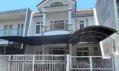 Rumah di Dharmahusada Mas Row Jalan 2.5 Mobil