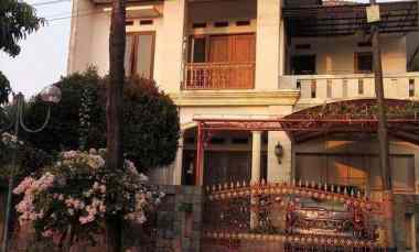 Rumah di Komplek Gading Regency dekat Soekarno Hatta