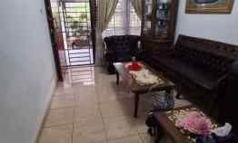 Rumah di Mampang Prapatan, Jakarta Selatan