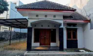 Rumah Diap Huni dalam Perumahan Muslim di Candi Gebang