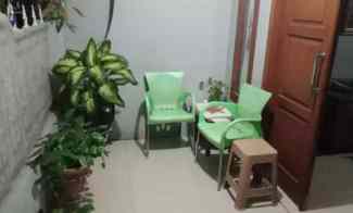 Rumah Dijual 2 Lantai Siap Huni di Ciputat