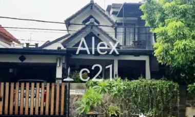 Rumah Dijual 2 Lantai Siap Huni di Graha Raya