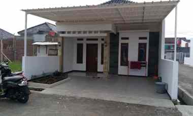 Rumah Dijual dekat dari Alun Alun Banjaran