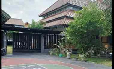 rumah dijual taman manyar indah