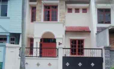 Rumah Dijual di Taman Pondok Indah Surabaya Barat