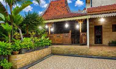 Rumah Disewakan di Lebak Bulus, Jakarta Selatan.