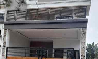 Rumah Elegan di Citra Raya Cikupa