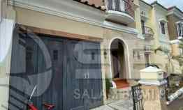 Rumah Cantik Minimalis Strategis Kawasan Elite Casagrande