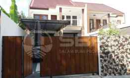 Rumah Baru Mewah Modern Eksentrik jl Kaliurang km 7 dekat UGM,Strategis