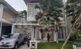 Rumah Mewah Cantik Perum Elite Greenhills jl Kaliurang km 9