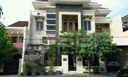 Rumah Mewah Perum Barat Tugu Jogja dekat Banyumili Resto dalam Ringroad