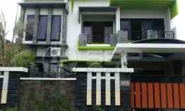 Rumah Mewah Perum Barat Tugu Jogja dalam Ringroad,Nogotirto