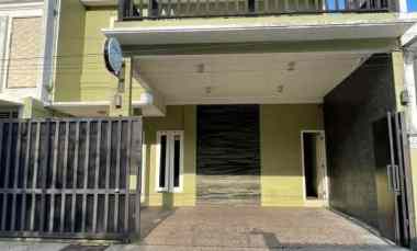 Rumah Full Furnish Ada Kolam Renang