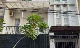 Cepat Rumah Minimalis Bagus di Gading Griya Residence Nego SMP Deal