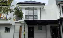 Free Biaya Liburan ke Paris New Cluster Graha Natura Surabaya