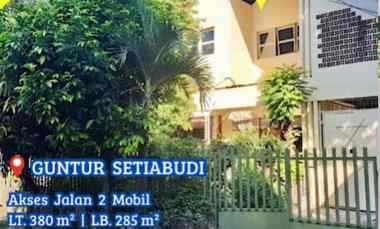 Dijual Rumah Guntur Hitung Tanah Lokasi Sangat Strategis Jalan 2 Mobil