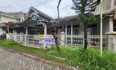 Rumah Hitung Tanah Kedung Asem Surabaya Row 2 Mobil